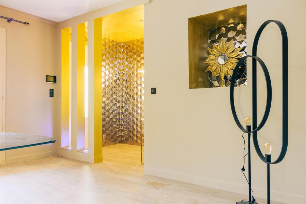 Magnifique Villa De Luxe Au Coeur De La Garrigue Nîmes Exteriör bild