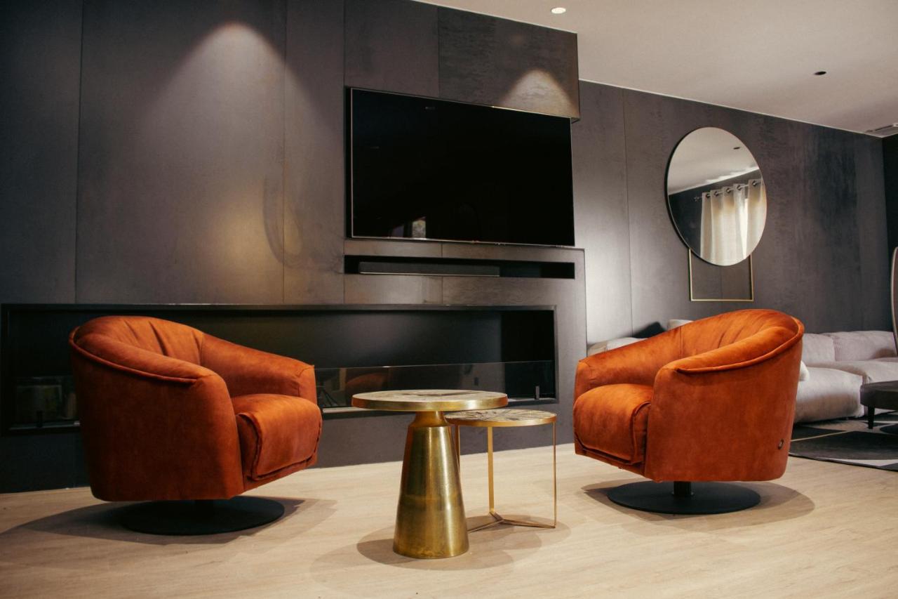 Magnifique Villa De Luxe Au Coeur De La Garrigue Nîmes Exteriör bild